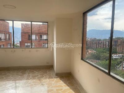 Apartamento de 3 alcobas en venta en San Lucas, Medellín, 140 m² · foto 3 de 10