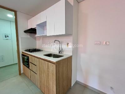 Apartamento de 2 alcobas en venta en San Jose, Sabaneta, 72 m² · foto 3 de 19
