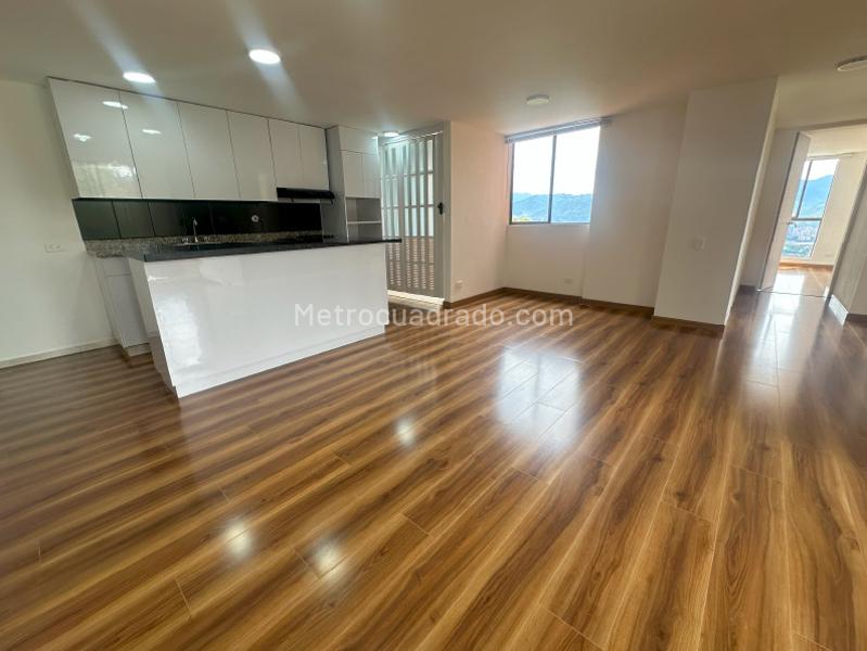 Apartamento de 3 Alcobas en El Poblado cerca de El Tesoro - 2