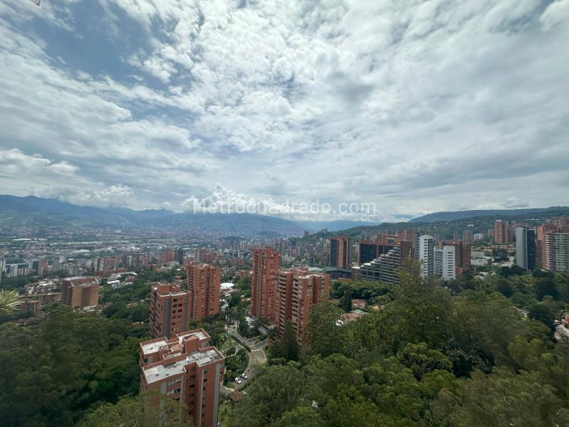 Apartamento de 3 Alcobas en El Poblado cerca de El Tesoro - 6
