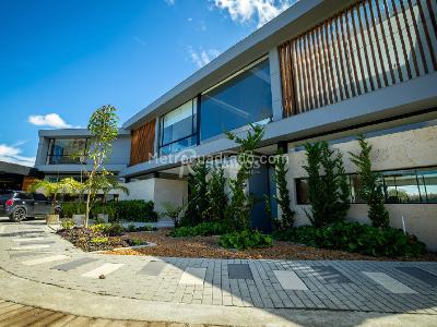 Casa de 5 alcobas en venta en Las Palmas, Envigado, 664 m² · foto 9 de 20