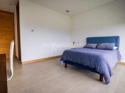 Casa de 5 alcobas en venta en Las Palmas, Envigado, 664 m² · foto 15 de 20