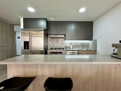 Apartamento de 2 alcobas en venta en Loma De Los Mesa, Envigado, 98 m² · foto 2 de 17