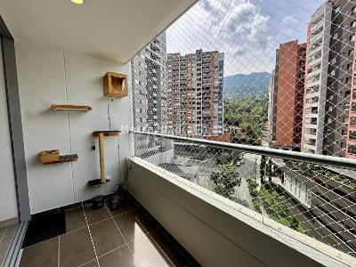 Apartamento de 2 alcobas en venta en Loma De Los Mesa, Envigado, 98 m² · foto 9 de 17