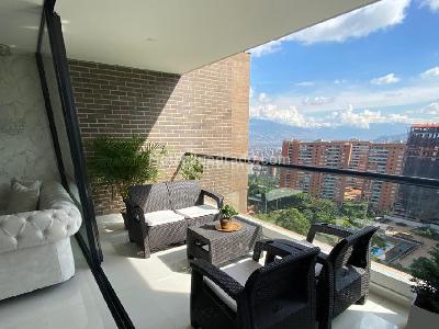Apartamento en venta en Loma De Las Brujas, Envigado · foto 2 de 18