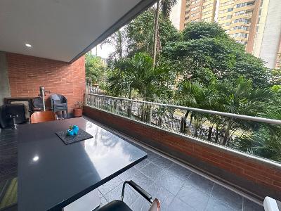 Apartamento de 3 alcobas en venta en Loma Los Benedictinos, Envigado, 177 m² · foto 2 de 20