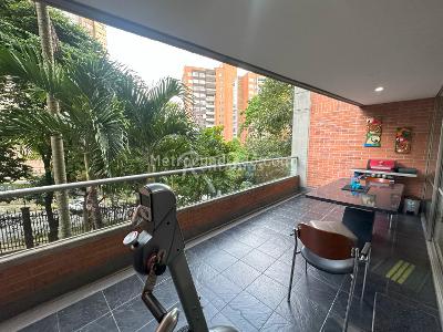 Apartamento de 3 alcobas en venta en Loma Los Benedictinos, Envigado, 177 m² · foto 14 de 20