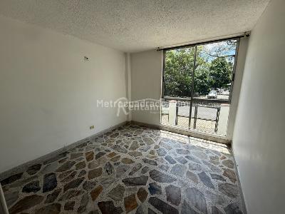Apartamento de 4 alcobas en venta en Patio Bonito, Medellín, 136 m² · foto 4 de 20