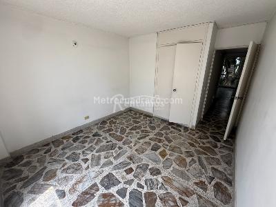Apartamento de 4 alcobas en venta en Patio Bonito, Medellín, 136 m² · foto 9 de 20