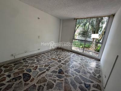 Apartamento de 4 alcobas en venta en Patio Bonito, Medellín, 136 m² · foto 11 de 20