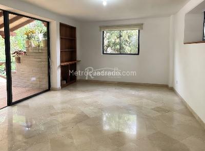 Casa de 4 alcobas en arriendo en El Tesoro, Medellín, 250 m² · foto 4 de 20