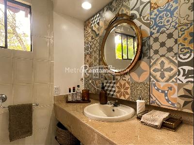Casa de 4 alcobas en arriendo en El Tesoro, Medellín, 250 m² · foto 14 de 20