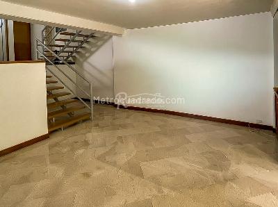 Casa de 4 alcobas en arriendo en El Tesoro, Medellín, 250 m² · foto 19 de 20