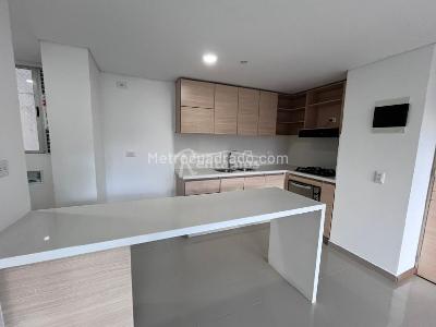 Apartamento de 3 alcobas en venta en La Doctora, Sabaneta, 88 m² · foto 8 de 20