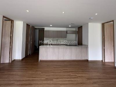 Apartamento de 2 alcobas en venta en Sajonia, Rionegro, 108 m² · foto 2 de 20
