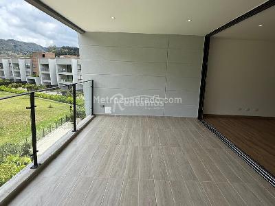 Apartamento de 2 alcobas en venta en Sajonia, Rionegro, 108 m² · foto 3 de 20