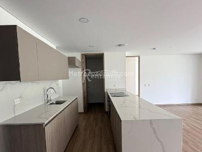 Apartamento de 2 alcobas en venta en Sajonia, Rionegro, 108 m² · foto 7 de 20