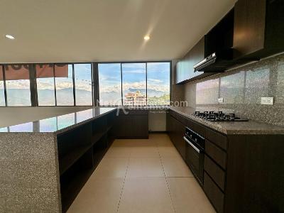 Apartamento de 4 alcobas en venta en Las Palmas, Medellín, 160 m² · foto 9 de 20