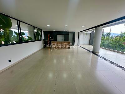 Apartamento de 3 alcobas en venta en Loma De Los Parra, Medellín, 230 m² · foto 6 de 20