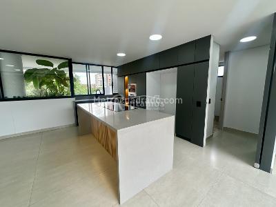 Apartamento de 3 alcobas en venta en Loma De Los Parra, Medellín, 230 m² · foto 8 de 20