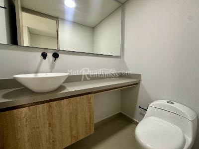 Apartamento de 3 alcobas en venta en Loma De Los Parra, Medellín, 230 m² · foto 13 de 20