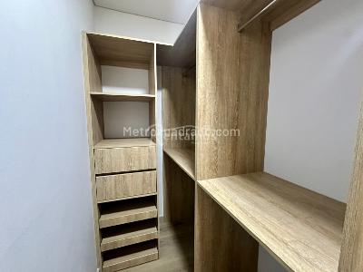 Apartamento de 3 alcobas en venta en Loma De Los Parra, Medellín, 230 m² · foto 14 de 20