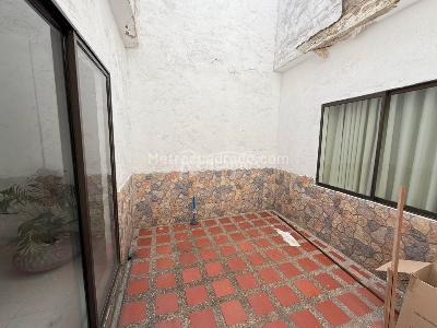 Casa de 2 alcobas en arriendo en Manila, Medellín, 870 m² · foto 3 de 20