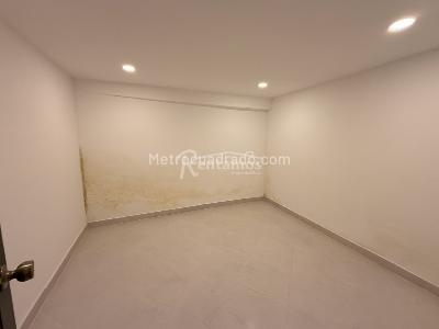 Casa de 2 alcobas en arriendo en Manila, Medellín, 870 m² · foto 7 de 20