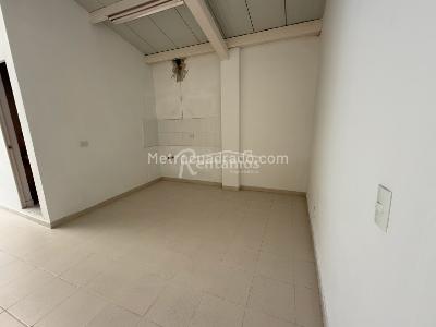 Casa de 2 alcobas en arriendo en Manila, Medellín, 870 m² · foto 10 de 20