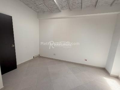 Casa de 2 alcobas en arriendo en Manila, Medellín, 870 m² · foto 17 de 20