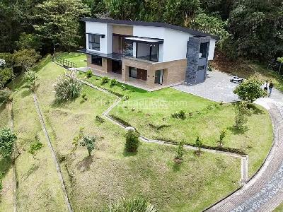 Casa de 5 alcobas en venta en Retiro, Envigado, 507 m² · foto 3 de 20
