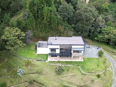 Casa de 5 alcobas en venta en Retiro, Envigado, 507 m² · foto 4 de 20