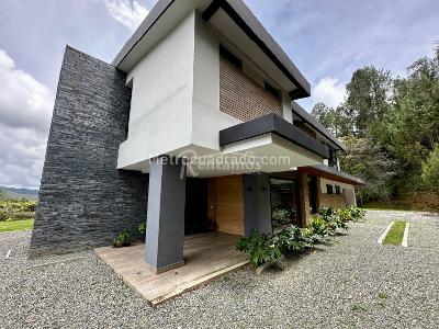 Casa de 5 alcobas en venta en Retiro, Envigado, 507 m² · foto 5 de 20