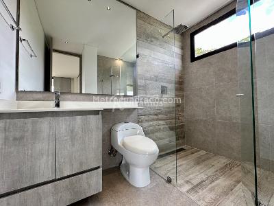Casa de 5 alcobas en venta en Retiro, Envigado, 507 m² · foto 13 de 20