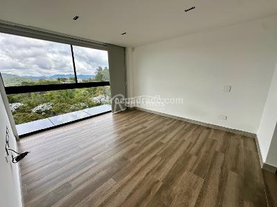 Casa de 5 alcobas en venta en Retiro, Envigado, 507 m² · foto 14 de 20