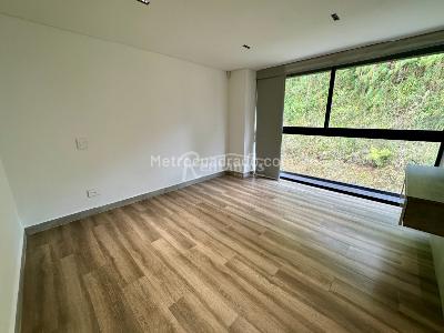 Casa de 5 alcobas en venta en Retiro, Envigado, 507 m² · foto 16 de 20