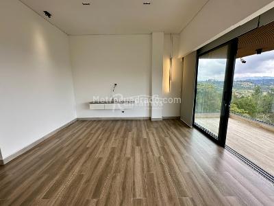 Casa de 5 alcobas en venta en Retiro, Envigado, 507 m² · foto 18 de 20