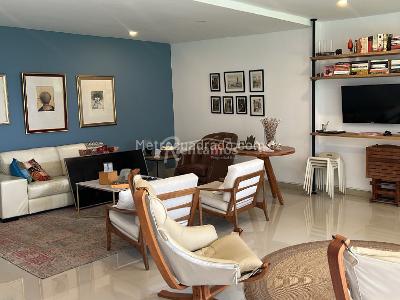 Casa de 3 alcobas en venta en Loma El Atravesado, Envigado, 308 m² · foto 2 de 20