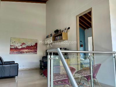 Casa de 3 alcobas en venta en Loma El Atravesado, Envigado, 308 m² · foto 10 de 20