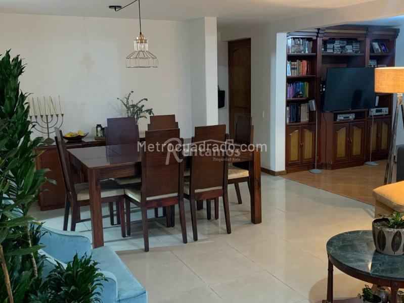 Apartamento en Arriendo, Villagrande, Envigado - 2