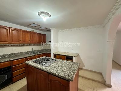 Apartamento en venta en El Portal, Envigado · foto 3 de 20