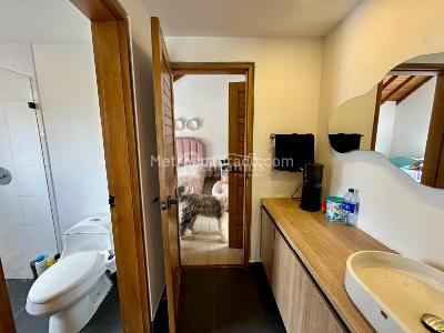 Casa de 5 alcobas en venta en El Poblado, Medellín, 350 m² · foto 7 de 17