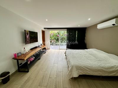 Casa de 5 alcobas en venta en El Poblado, Medellín, 350 m² · foto 10 de 17