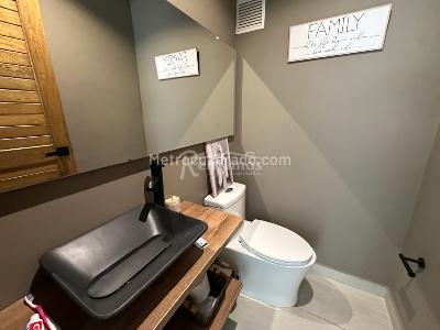 Casa de 5 alcobas en venta en El Poblado, Medellín, 350 m² · foto 11 de 17