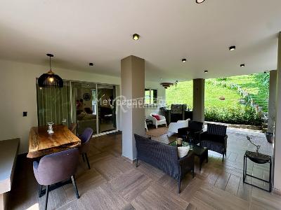 Casa de 5 alcobas en venta en El Poblado, Medellín, 350 m² · foto 16 de 17