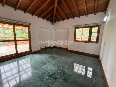 Casa en arriendo en El Poblado, Medellín · foto 12 de 20