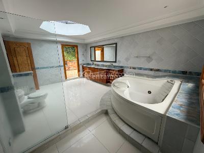 Casa en arriendo en El Poblado, Medellín · foto 19 de 20