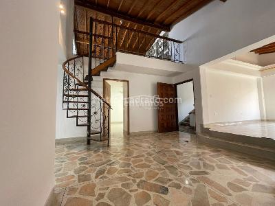 Apartamento de 4 alcobas en venta en Calasanz, Medellín, 215 m² · foto 2 de 20