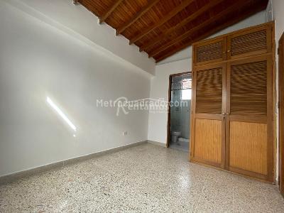 Apartamento de 4 alcobas en venta en Calasanz, Medellín, 215 m² · foto 3 de 20