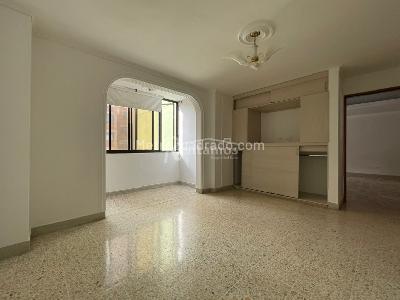 Apartamento de 4 alcobas en venta en Calasanz, Medellín, 215 m² · foto 16 de 20